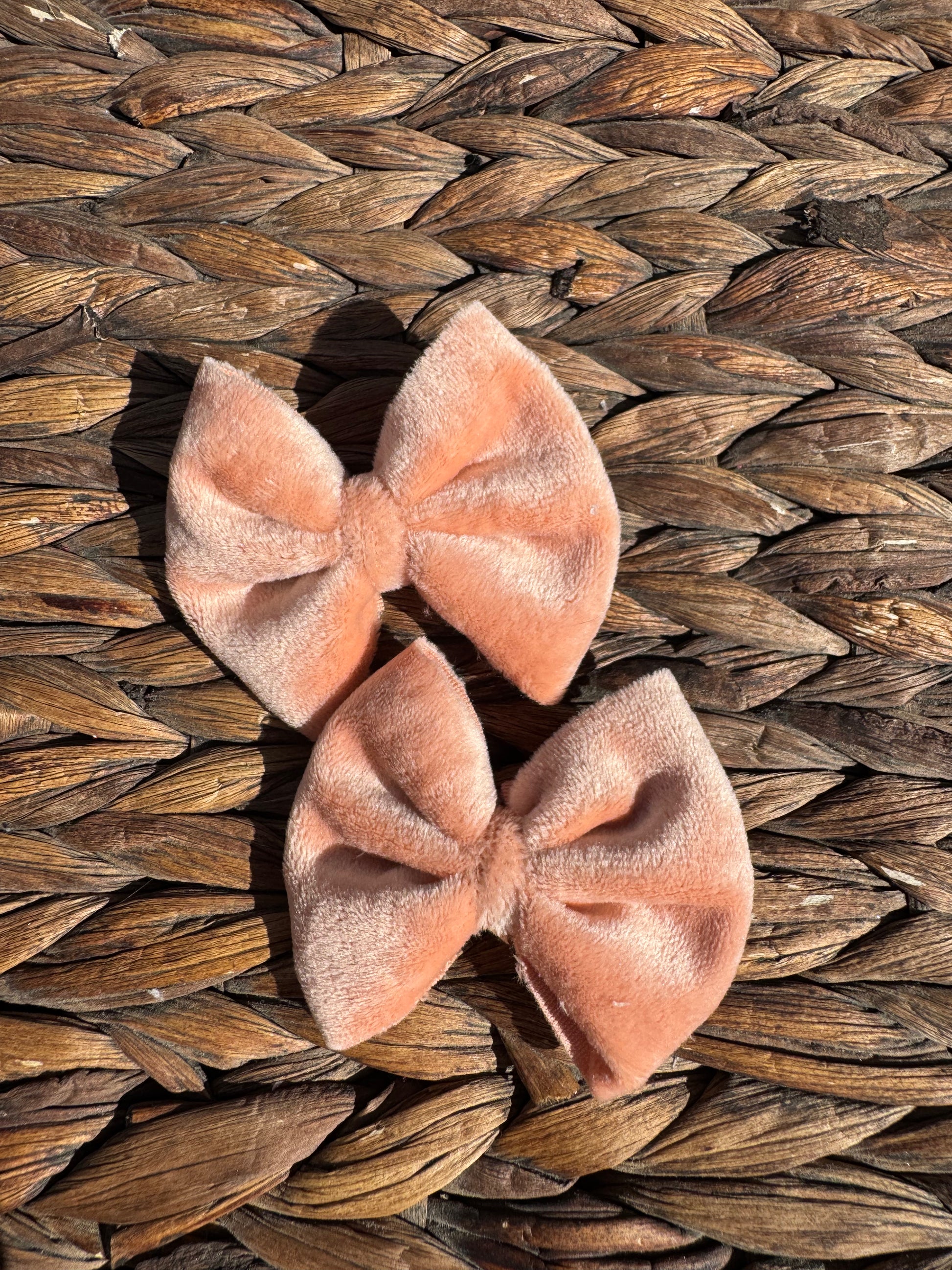 Peach Piggies